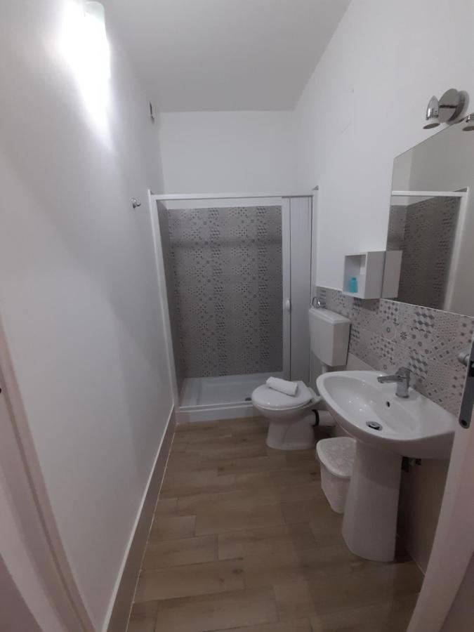 Milazzo: La Porta Delle Eolie Bed & Breakfast Luaran gambar