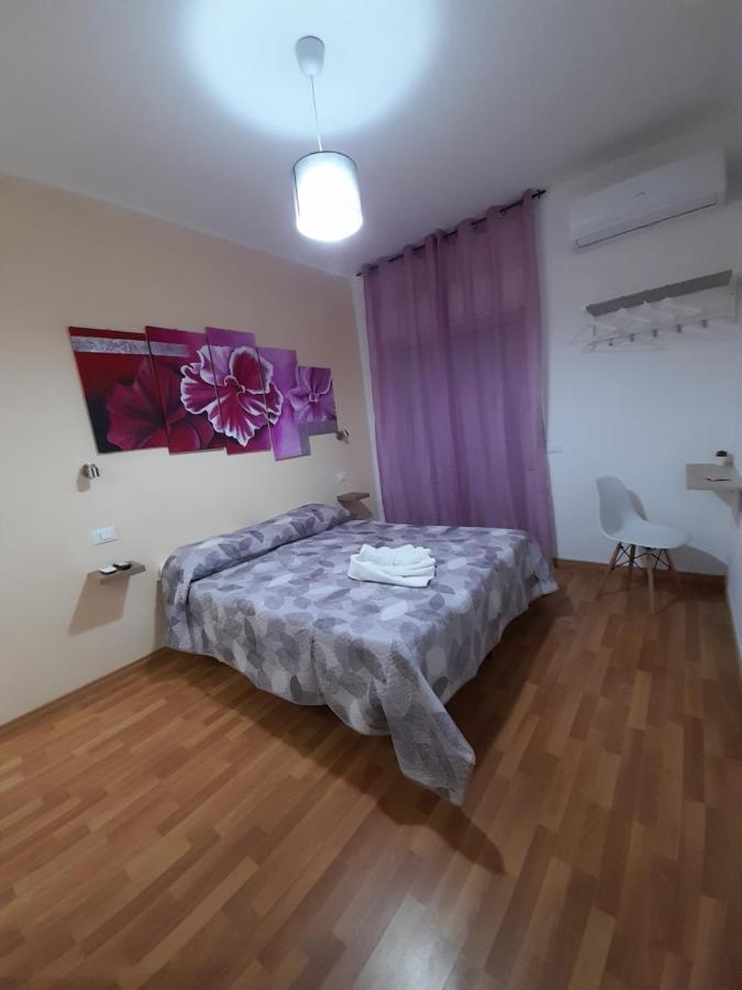 Milazzo: La Porta Delle Eolie Bed & Breakfast Luaran gambar